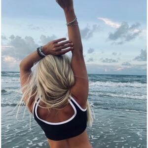 LainSnow Kiawah Bikini Top Size Extra Small NEW Black White Ribbed Swim NWOT